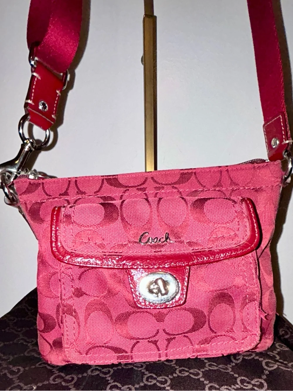 Coach Signature Swingpack Crossbody Bag in Red/Burgundy
